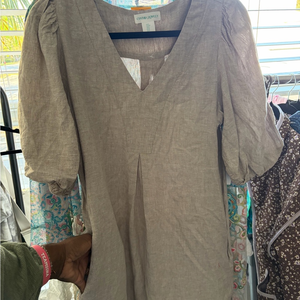 Cynthia Rowley Cream V-Neck Midi Dress - Picture 3 of 5